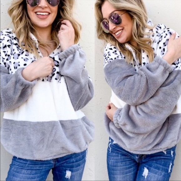 Gray Leopard Print Color Block Hooded Sweatshirt - Picture 2 of 3